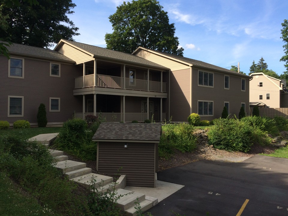 52 Tompkins St in Cortland, NY - Building Photo