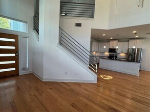 1413 Casa Dr in Austin, TX - Building Photo - Building Photo
