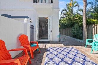 732 NE 15th Ave in Fort Lauderdale, FL - Building Photo - Building Photo