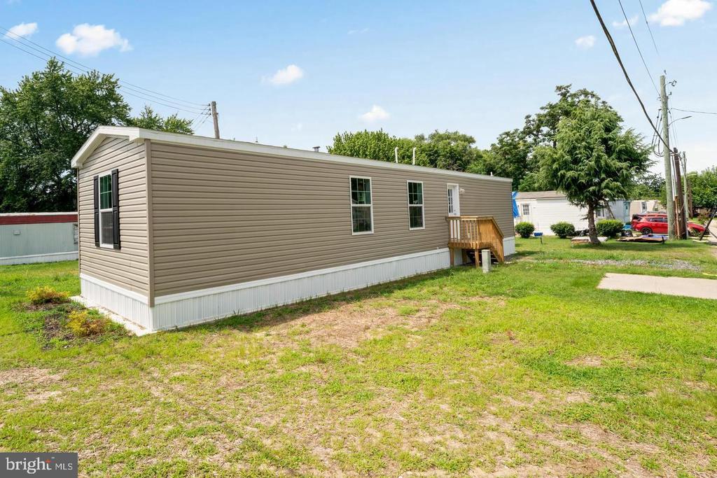 1811 N Delsea Dr in Vineland, NJ - Building Photo