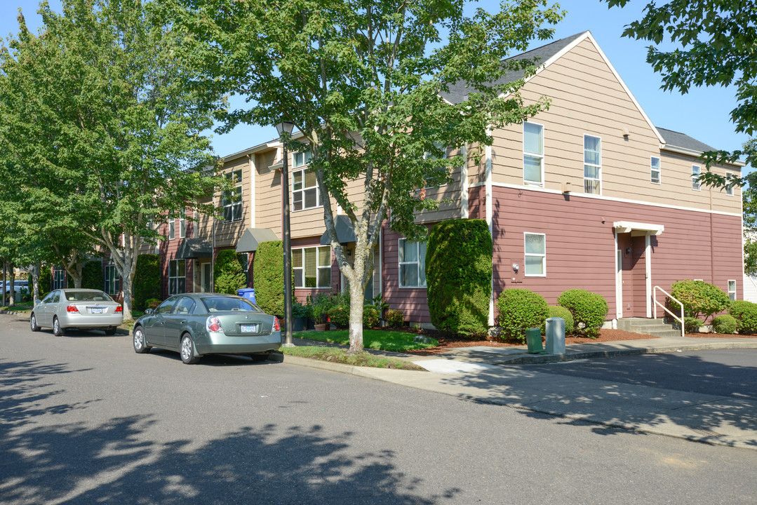 Riverview Village Homes in Portland, OR - Building Photo