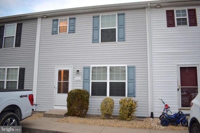 property at 203 Kadies Ln