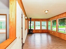 5707 Irving Ave N in Minneapolis, MN - Building Photo