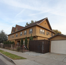 5600 Monte Vista St in Los Angeles, CA - Building Photo - Building Photo