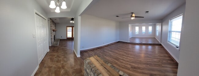 101 Bluebonnet Ln in Sherman, TX - Building Photo - Building Photo