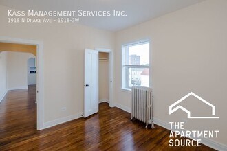 1918 N Drake Ave in Chicago, IL - Foto de edificio - Building Photo