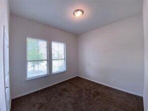 9725 Bodega Bay Rd in Fort Worth, TX - Building Photo - Building Photo