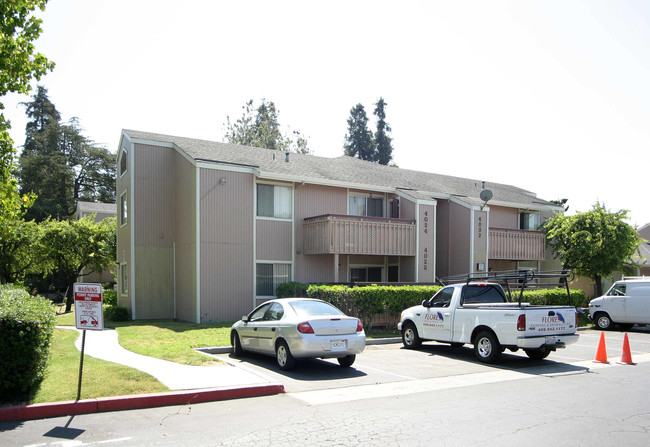 Central Park Condominiums in Fremont, CA - Building Photo - Building Photo