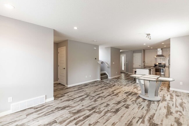 property at 11512-11587 87 St NW