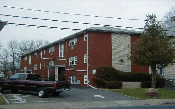 111-115 1st Ave in Roselle, NJ - Foto de edificio - Building Photo