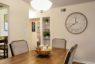 The Legacy Apartments in Tampa, FL - Foto de edificio - Interior Photo