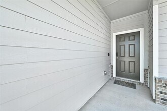 19401 Berringer Dr in Pflugerville, TX - Building Photo - Building Photo