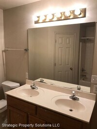 1231 Kingston Rd photo'