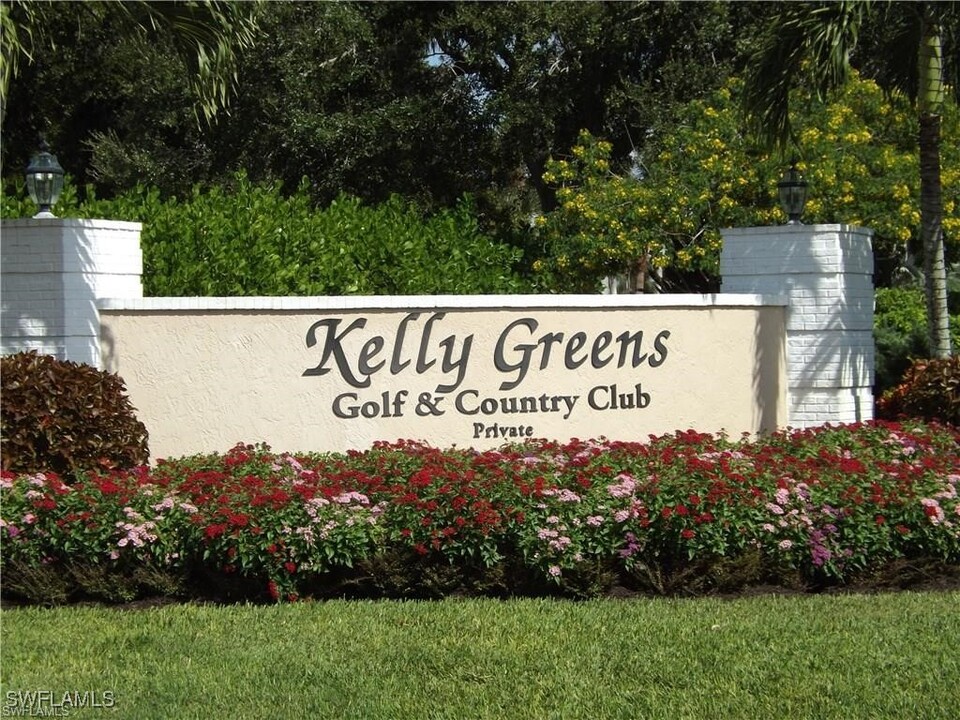 12191 Kelly Sands Way in Ft. Myers, FL - Foto de edificio