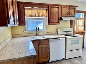 484 Chelsea Rd in Oceanside, NY - Building Photo - Building Photo