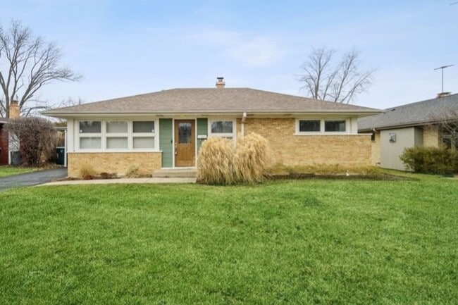 1109 Whitfield Rd