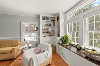 36 Joyce Rd in Medford, MA - Foto de edificio - Building Photo