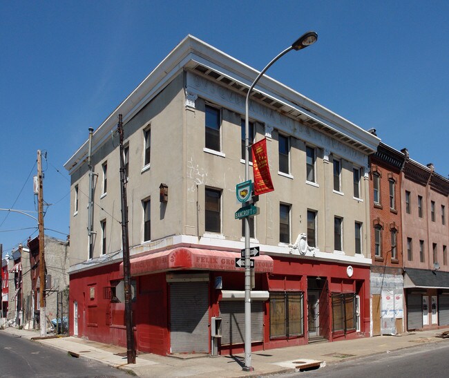1611-1615 W Susquehanna Ave in Philadelphia, PA - Foto de edificio - Building Photo