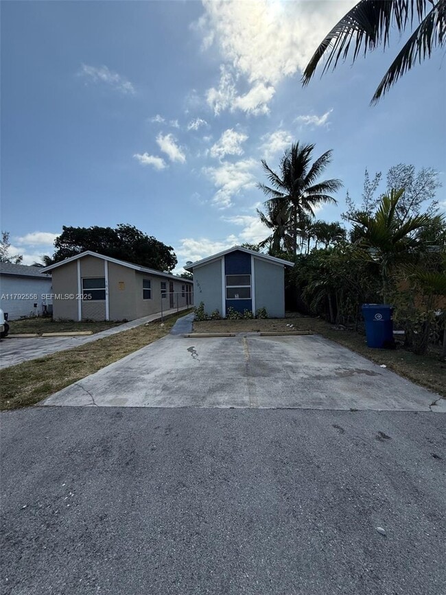 property at 1014 NW 6th Ave
