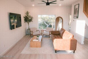 3318 Lewis Speedway in St. Augustine, FL - Building Photo