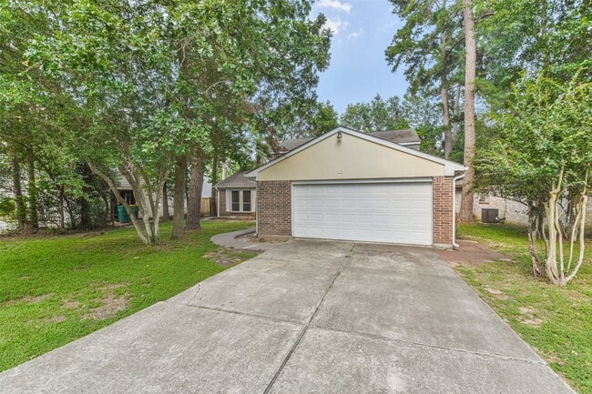 12 Coralberry Rd in Spring, TX - Foto de edificio - Building Photo
