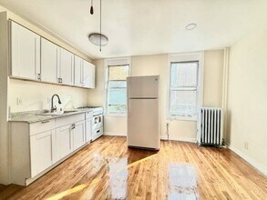 325A Lewis Ave in Brooklyn, NY - Building Photo - Building Photo
