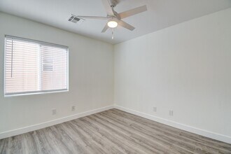 11072 Arcadia Sunrise Dr in Henderson, NV - Foto de edificio - Building Photo