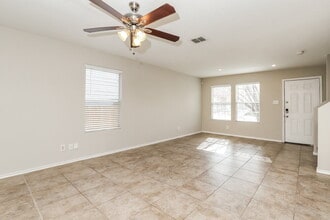 9935 Amber Breeze in San Antonio, TX - Building Photo - Building Photo