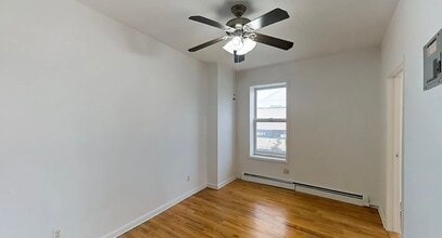396 Prospect Pl, Unit 3 in Brooklyn, NY - Building Photo - Building Photo