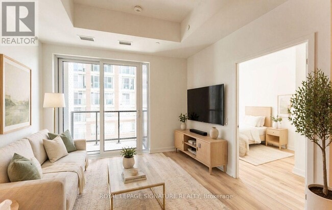 property at 1660 Bloor St W