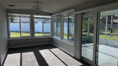 804 Wildwood Cir in Port Orange, FL - Building Photo - Building Photo