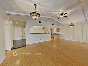 7006 Webb Rd in Tampa, FL - Building Photo - Building Photo