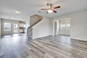 1109 Esplanade Pkwy in San Marcos, TX - Building Photo - Building Photo
