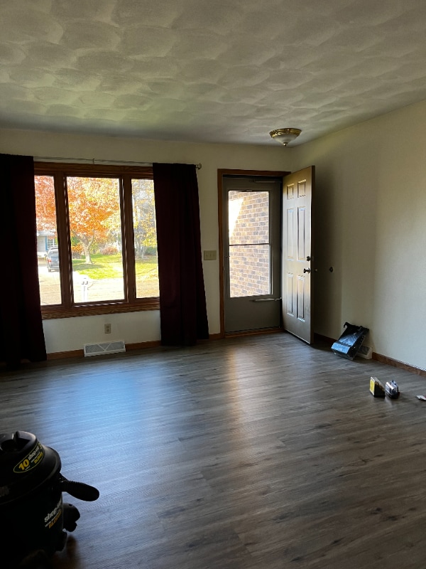 3402 Amhurst Rd in Janesville, WI - Building Photo - Building Photo