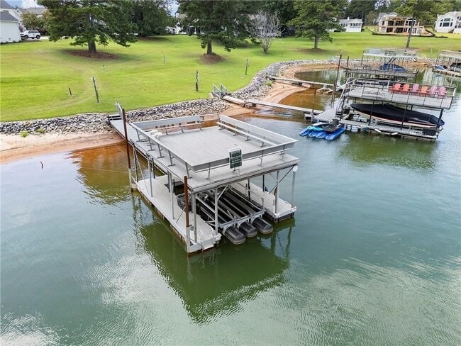 61 View Point Dr in Dawsonville, GA - Foto de edificio - Building Photo