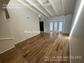 3229 S Fairfield Dr in Tempe, AZ - Building Photo - Building Photo