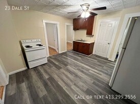 23 Dale St in Ware, MA - Building Photo