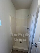 9318 Rd 236 in Terra Bella, CA - Building Photo - Building Photo