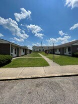 130 N Bridge St in New Martinsville, WV - Building Photo