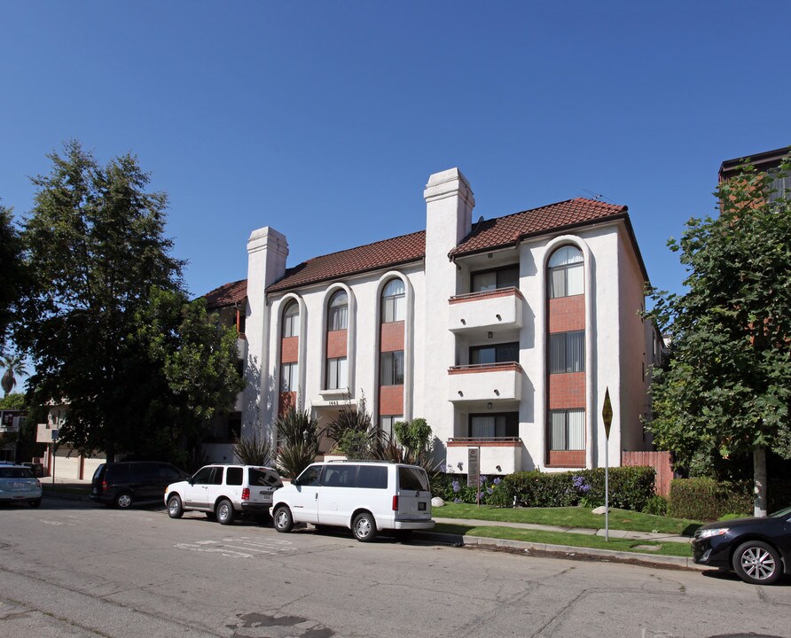 1443 Barry Ave in Los Angeles, CA - Building Photo