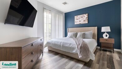 302 Constitution Ave, Unit B3-152 in Bayonne, NJ - Foto de edificio - Building Photo