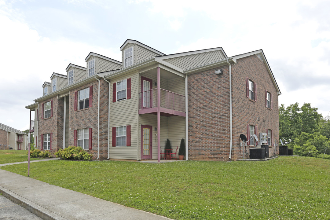 Village at Barkley Landing in Morristown, TN - Building Photo