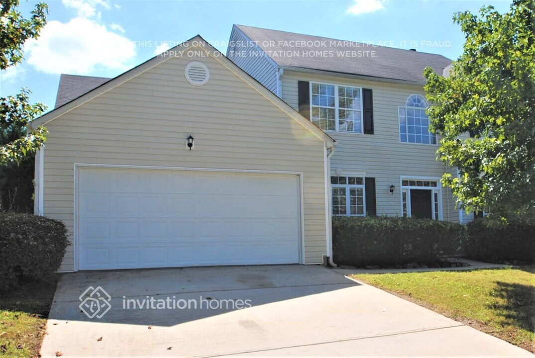 862 Shadow Lake Dr in Lithonia, GA - Building Photo