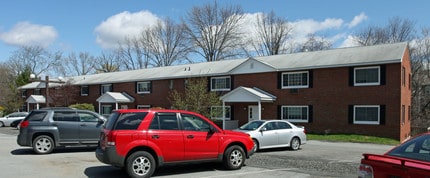 Water Wheel Apartments in Montgomery, NY - Foto de edificio - Building Photo