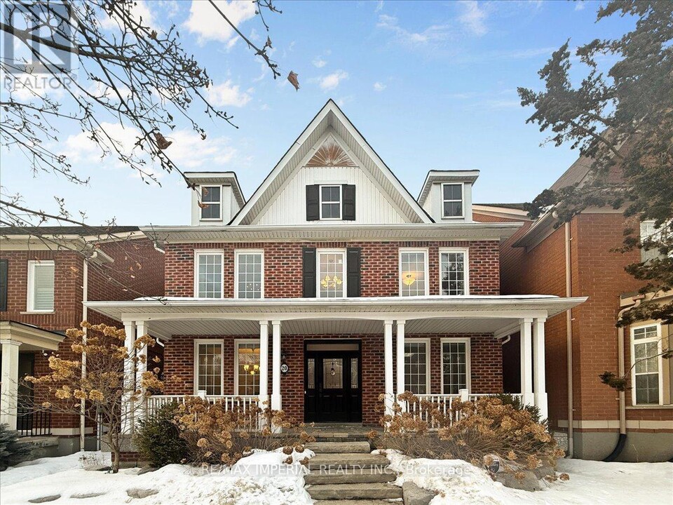 20 Angus Glen Blvd in Markham, ON - Building Photo