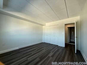 49 Hill Rd, Unit 43 in Belmont, MA - Building Photo - Building Photo