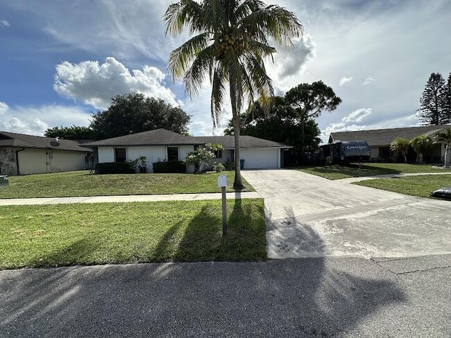 property at 118 Mayorca Ct