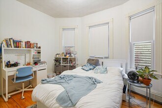 69 Calumet St, Unit #3 in Boston, MA - Building Photo - Building Photo