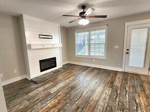 484 Woodtrace Dr in Clarksville, TN - Building Photo - Building Photo