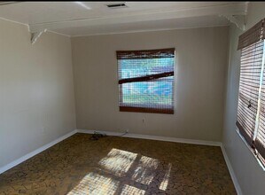 914 Homewood Dr in Brandon, FL - Building Photo - Building Photo